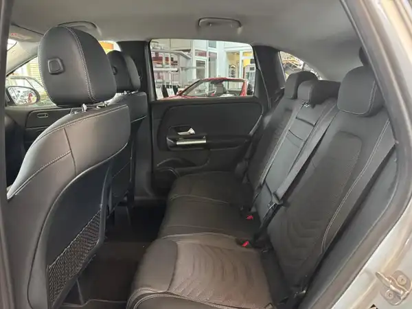 MERCEDES-BENZ B 220 d (12/21)