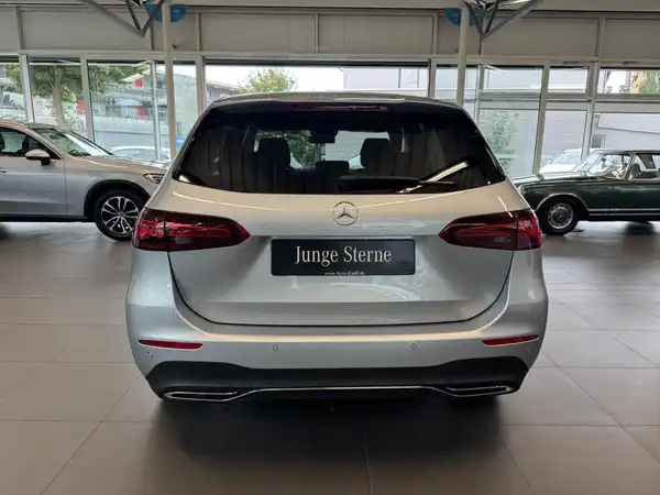 MERCEDES-BENZ B 220 d (4/21)