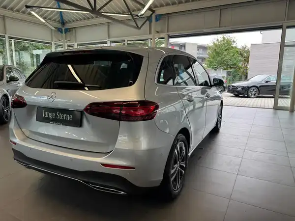 MERCEDES-BENZ B 220 d (5/21)