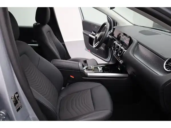 MERCEDES-BENZ B 200 (15/19)