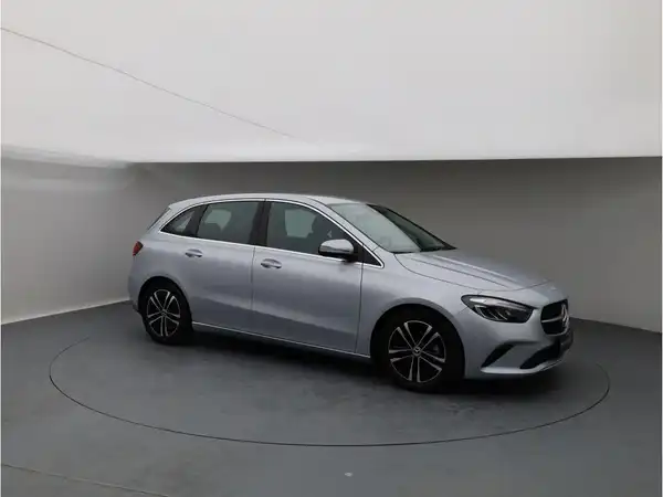 MERCEDES-BENZ B 200 (7/19)