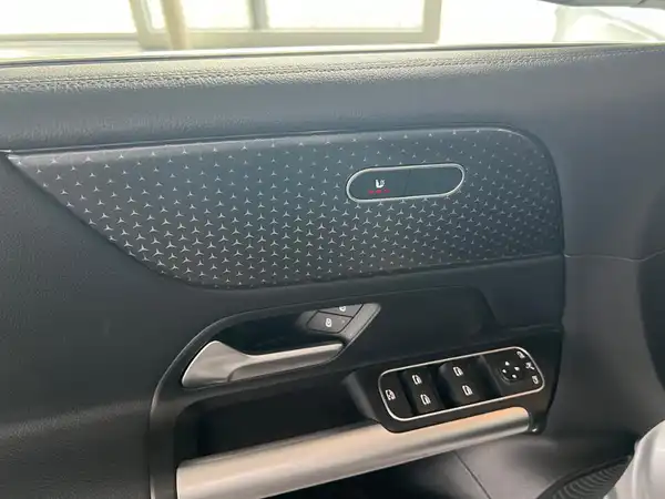 MERCEDES-BENZ B 200 d (11/22)