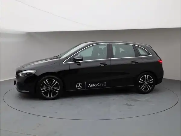 MERCEDES-BENZ B 200 (3/25)