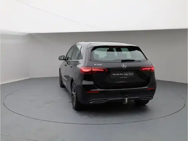 MERCEDES-BENZ B 200 (5/25)