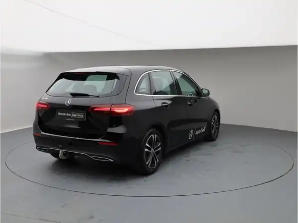 MERCEDES-BENZ B 200 (6/25)