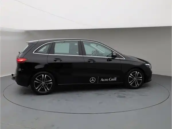 MERCEDES-BENZ B 200 (7/25)