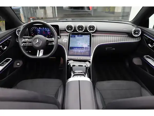 MERCEDES-BENZ CLE 200 Cabrio (14/26)