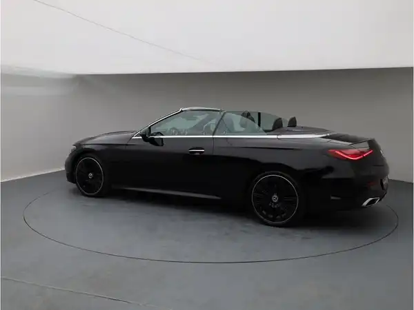 MERCEDES-BENZ CLE 200 Cabrio (4/26)