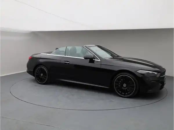 MERCEDES-BENZ CLE 200 Cabrio (8/26)