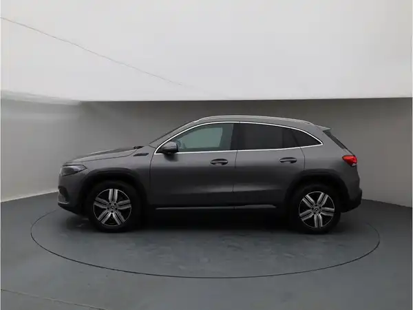 MERCEDES-BENZ EQA 250 (2/25)