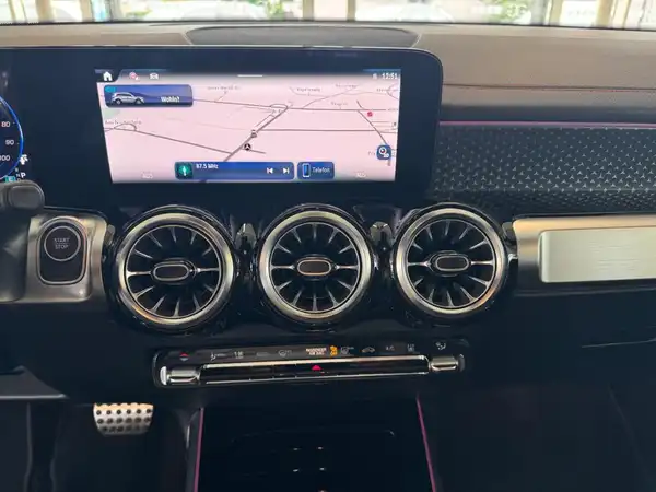 MERCEDES-BENZ EQB 300 4M (19/23)