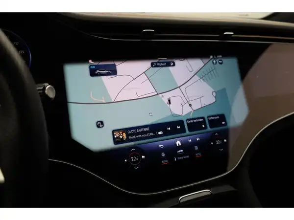 MERCEDES-BENZ EQE 500 4M SUV (13/25)