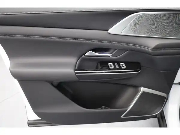 XPENG G9 RWD Long Range 2025 (9/30)