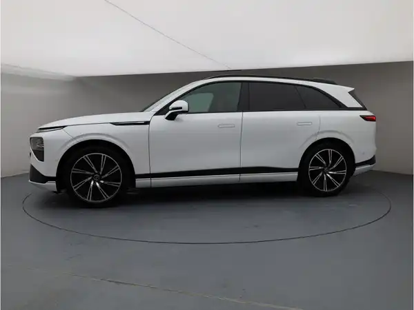 XPENG G9 Performance (2/30)