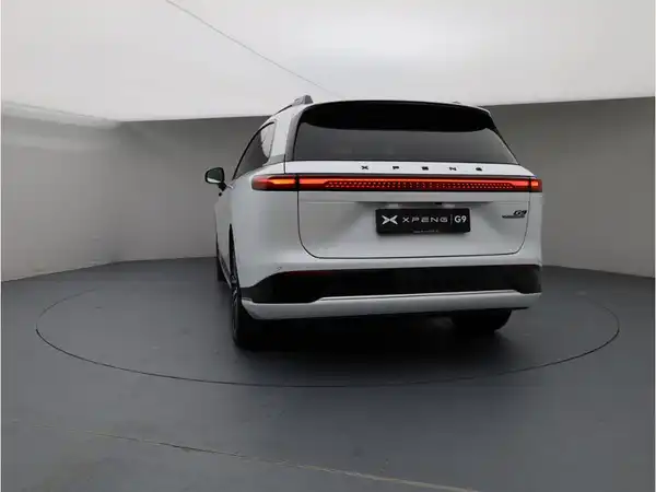 XPENG G9 Performance (4/30)
