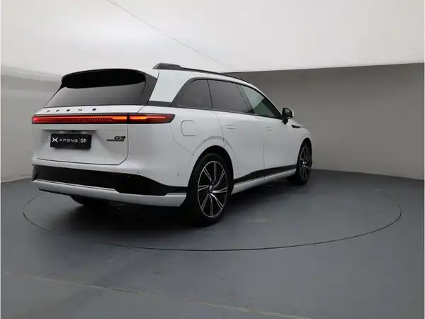 XPENG G9 Performance (5/30)