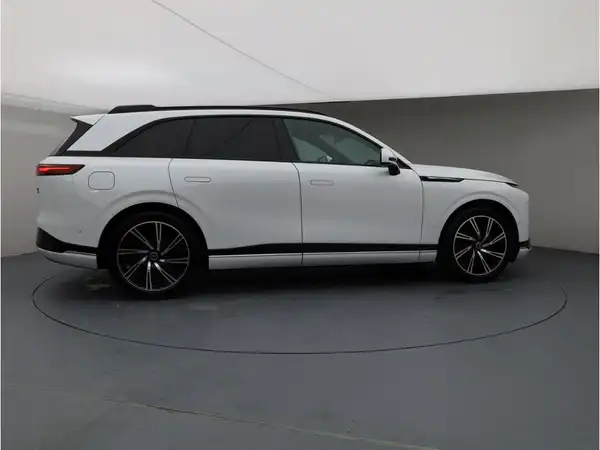 XPENG G9 Performance (6/30)