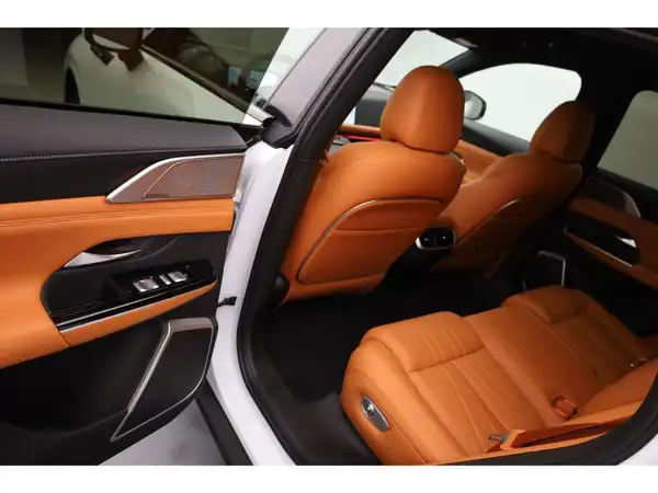 XPENG G9 AWD Performance Modell 24 (12/30)