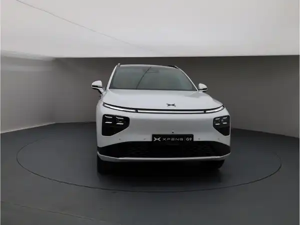 XPENG G9 AWD Performance Modell 24 (9/30)