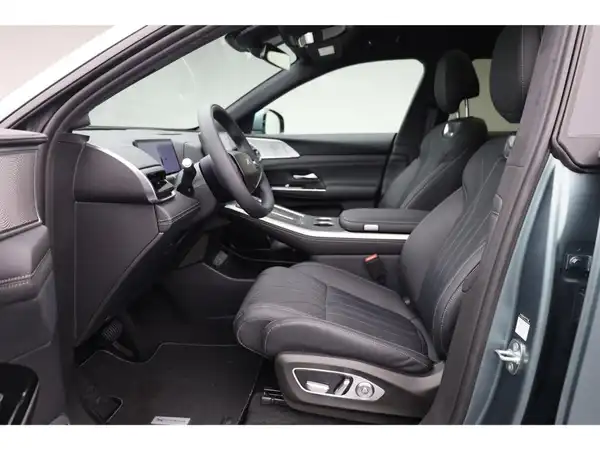 XPENG G9 AWD Performance 2025 (10/30)