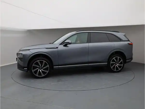 XPENG G9 Performance AWD (3/30)