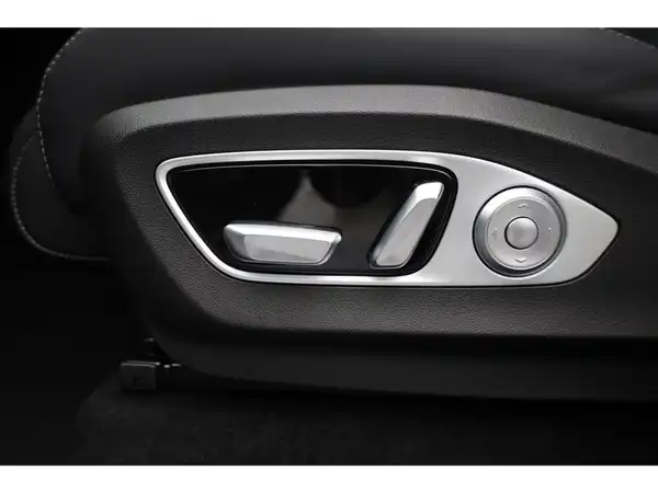 XPENG G9 RWD Long Range 2025 (11/29)